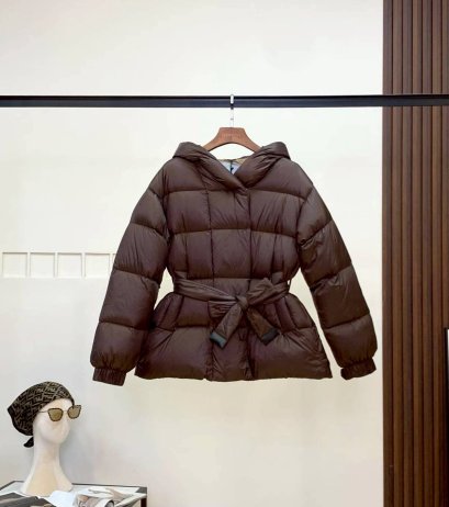 เสื้อผ้า พรีออเดอร์