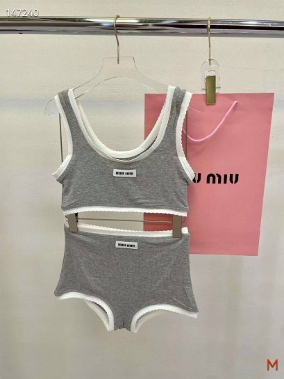 เสื้อผ้า พรีออเดอร์