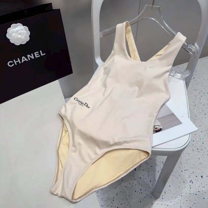 เสื้อผ้า พรีออเดอร์