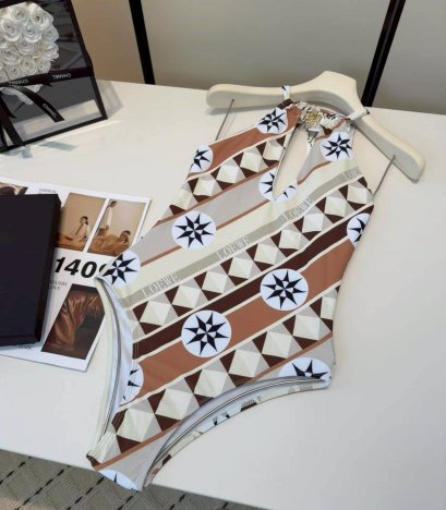 เสื้อผ้า พรีออเดอร์