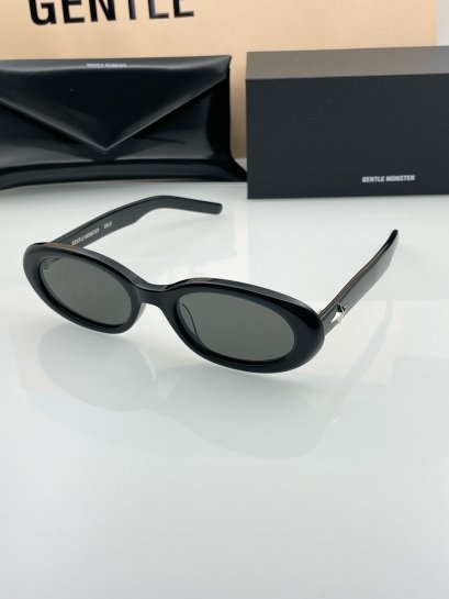 แว่นตากันแดด