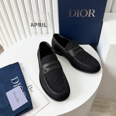 รองเท้า