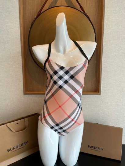 เสื้อผ้า พรีออเดอร์