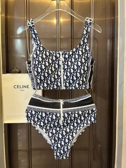 เสื้อผ้า พรีออเดอร์