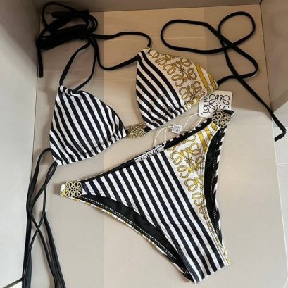 เสื้อผ้า พรีออเดอร์