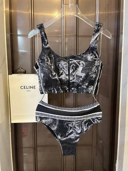 เสื้อผ้า พรีออเดอร์