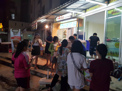 Dayicecream #0003 ขอบพระคุณลูกค้าชาวนครปฐมทุกท่าน ที่ให้การต้อนรับเดย์ไอศครีมอย่างล้นหลามนะครับ ขอบพระคุณมากเลยครับ