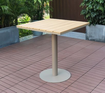 outdoor table