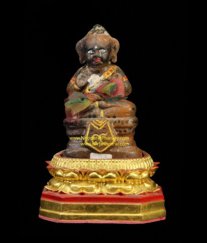 กุมารทองฐาน 9 พิมพ์หลังค่อม พิมพ์กรรมการฝังพลอย