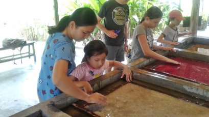 Elephant poopoo paper park &amp; Sticky waterfall