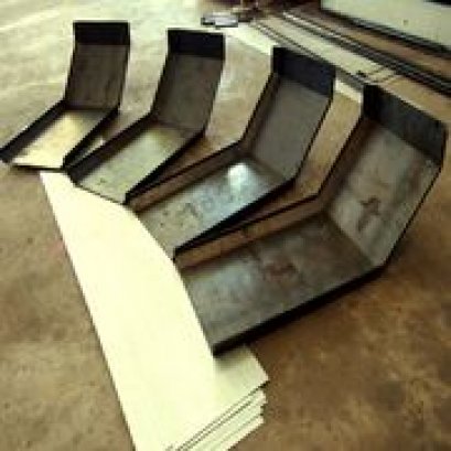 บริการงานพับควบคุมด้วยระบบ CNC