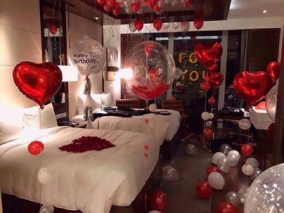 ตกแต่งสถานที่ด้วยลูกโป่ง