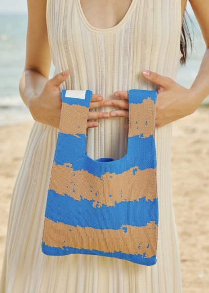 10 EVERYDAY TOTE (BLUE/BROWN)