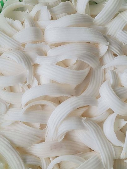 เนื้อมะพร้าวน้ำหอม ขูดริ้ว ชั้นครึ่ง สองชั้น 1kg.