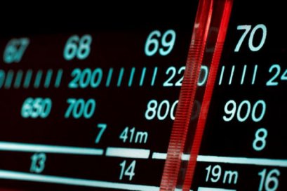 วิทยุไม่ตายคนฟังย้ายช่องทาง