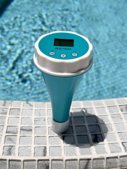 YINMIK BLE-YC01 Smart Pool Monitor – เครื่องวัดคุณภาพน้ำ 6-in-1 แบบลอยตัว