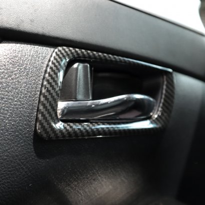 ครอบมือเปิดประตูด้านใน ลายเคฟล่า และ ครอบมือเปิดสีเงิน ครอบมือเปิดสำหรับรถยนต์อัลพาร์ด เวลไฟร์ 30 ALPHARD/VELLFIRE 30 รุ่นปี 2015-2021 ครอบเบ้ามือเปิดประตูด้านในเคฟล่า ครอบมือเปิดสีเงิน สำหรับ alphard Vellfire 30 (COV-0000)