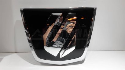 โลโก้ ALPHARD ปี 2015 ธรรมดา