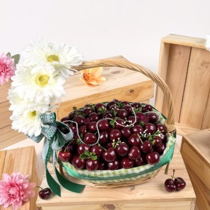 Premium Cherry Basket