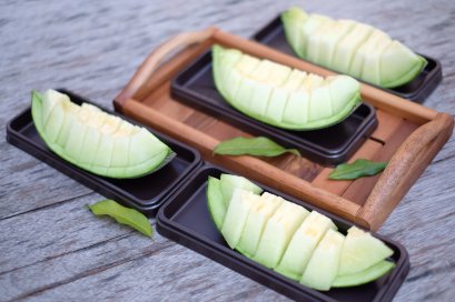 เมล่อน  (พร้อมทาน) 1แถม1