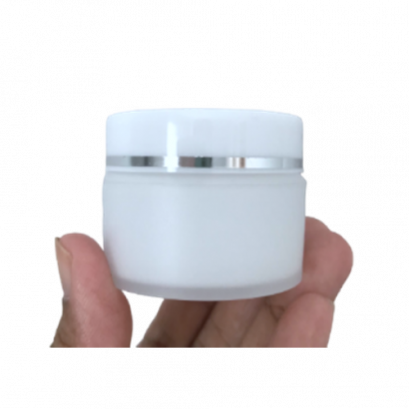 02008 : กระปุกสครีม 15 ml. White bottle cream