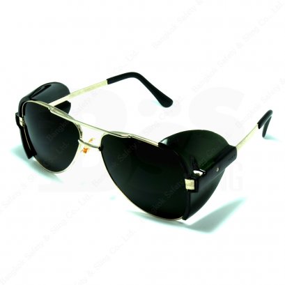 แว่นตาเซฟตี้ CREWS 611150