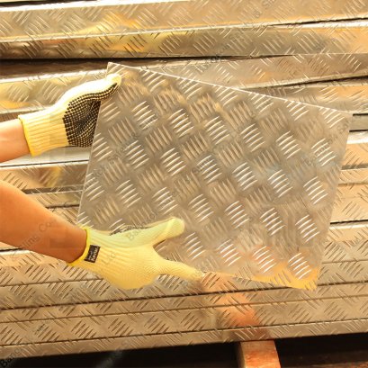 ถุงมือ Kevlar เคลือบ PVC Dot