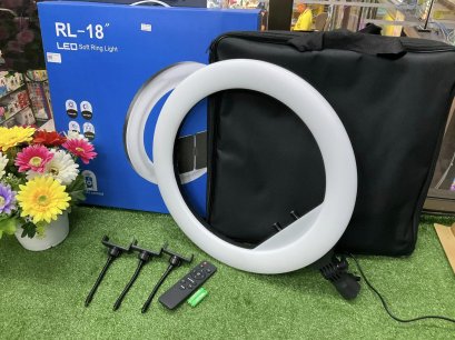 หัวไฟไลฟ์สด LED Soft Ring Light RL-18 ปรับสีส้ม-ขาว และความแรงแสงได้ตามต้องการ.แถมกระเป๋า ที่จับมือถือ 3 เครื่อง มีรีโมท