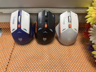 NUBWO NM104W Gaming Mouse DUAL MODE WIRELESS & BLUETOOTH เมาส์ไร้สาย 2.4G + BT 5.2 ชาร์จได้ 1600DPI มีไฟ LED