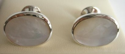 Oval Shaped Mother of Pearl Cuff Links/Cufflinks.