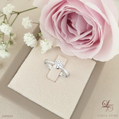 แหวนเพชรเม็ดเดียว