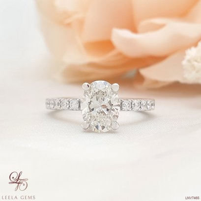 แหวนเพชร Oval