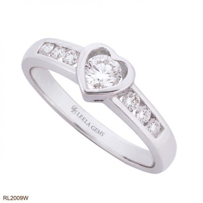 แหวนเพชรทรงหัวใจ