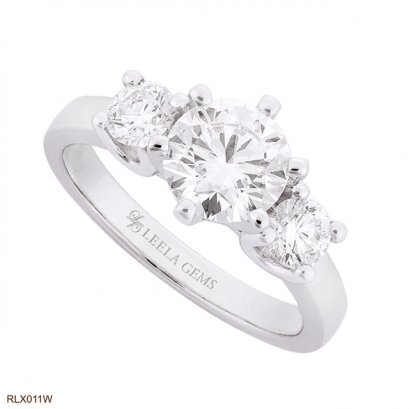 แหวนเพชร 3 เม็ด