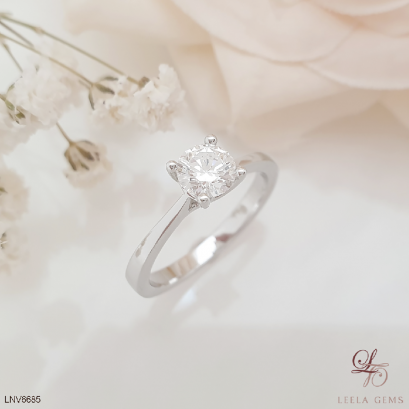 แหวนเพชรเม็ดเดียว