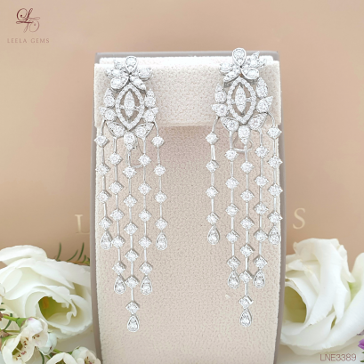 ต่างหูเพชรระย้า