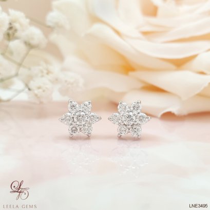 ต่างหูเพชรดอกไม้