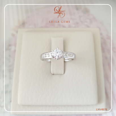 แหวนหมั้นเพชร