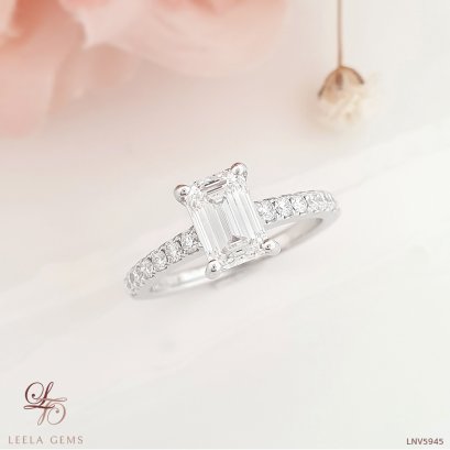 แหวนเพชร Emerald Cut