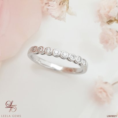 แหวนเพชรแถวฝังหุ้ม