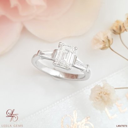 แหวนเพชร Emerald Cut