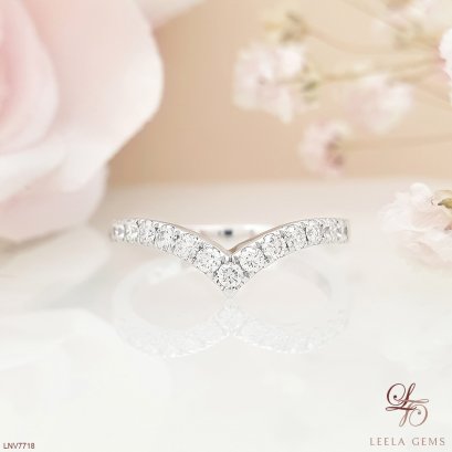 แหวนเพชรแถว