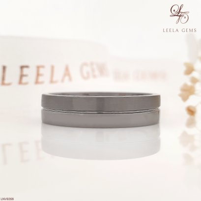 แหวนเกลี้ยงทองขาว 18K ชุบ Black Rhodium