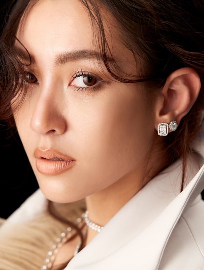 Cluster Emerald Diamond Earrings