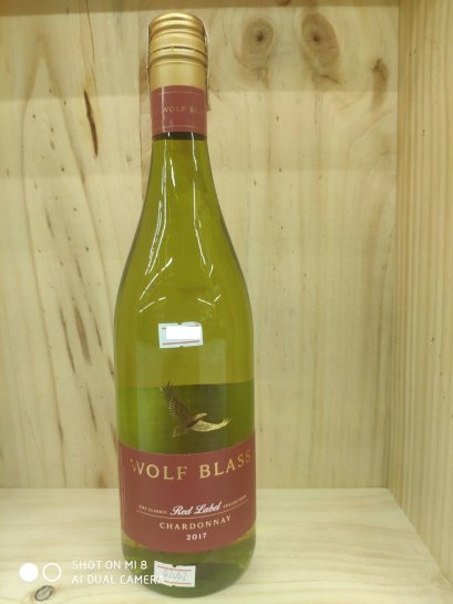 Wolf Blass Red Chardonnay