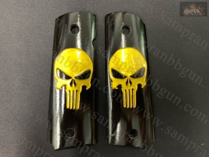 ประกับปืน ด้ามปืนแต่ง ลายหัวกะโหลก สำหรับปืน M1911 หรือ 11 มม สีดำทอง