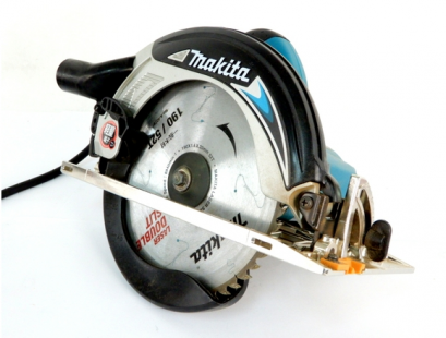 MAKITA เครื่องเลื่อยไฟฟ้า รุ่น 5838CBA (Obsolete)