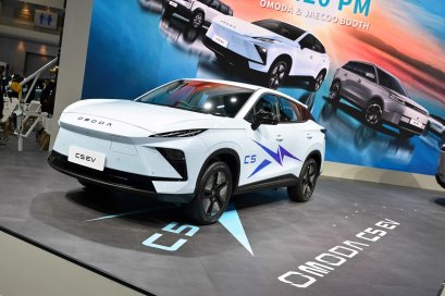 นิยามใหม่แห่งตัวตนที่ล้ำสมัย OMODA & JAECOO เผยโฉม OMODA C5 EV MAX+ ยนตรกรรมไฟฟ้าอัจฉริยะที่ออกแบบมาเพื่อไลฟ์สไตล์ยุคใหม่ที่กล้าแตกต่าง