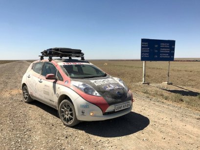 นิสสัน ลีฟ พาทีม ปลั๊กอิน แอดแวนเจอร์ พิชิตชัยชนะมองโกลแรลลี่ การแข่งขันขับรถยนต์ไฟฟ้าสุดหิน