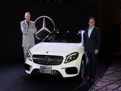 BENZ เปิดตัว The GLA คอมแพ็คเอสยูวีโฉมใหม่ พร้อมรถยนต์กลุ่มสมรรถนะสูง Mercedes-AMG GLA 45 4MATIC 